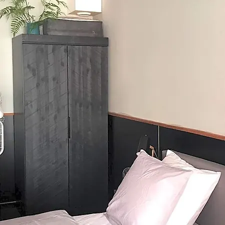 Red Light Bed & Breakfast Amsterdam
